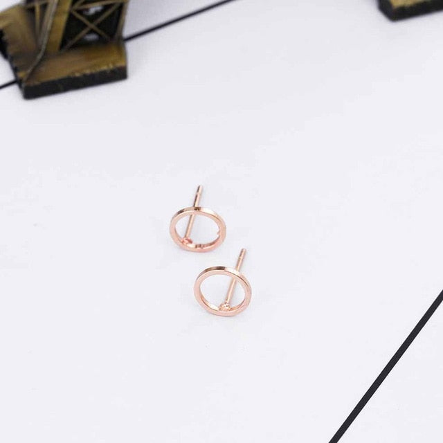 Women Fashion Simple Gold Silver Black Stud Earring