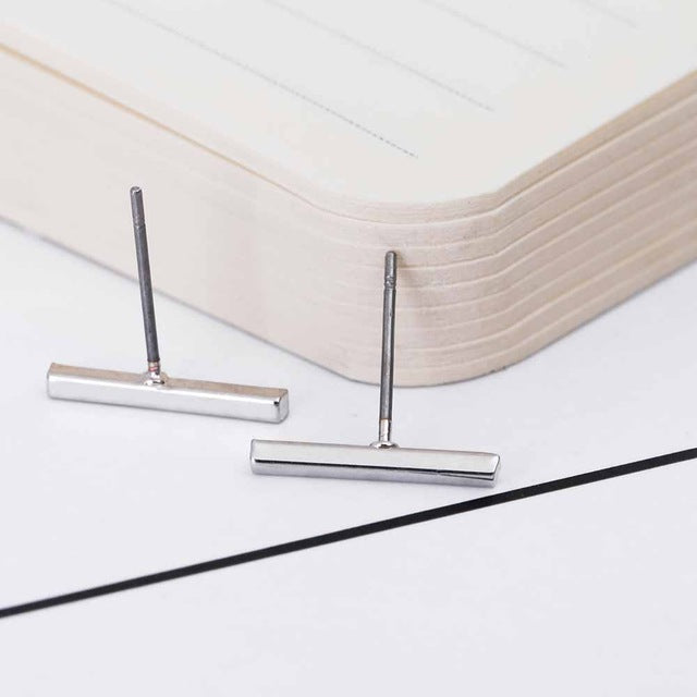 Women Fashion Simple Gold Silver Black Stud Earring
