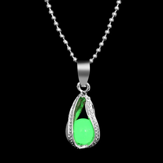 New Hot Moon Glowing Necklace