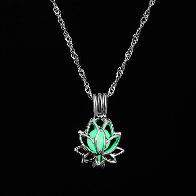 New Hot Moon Glowing Necklace